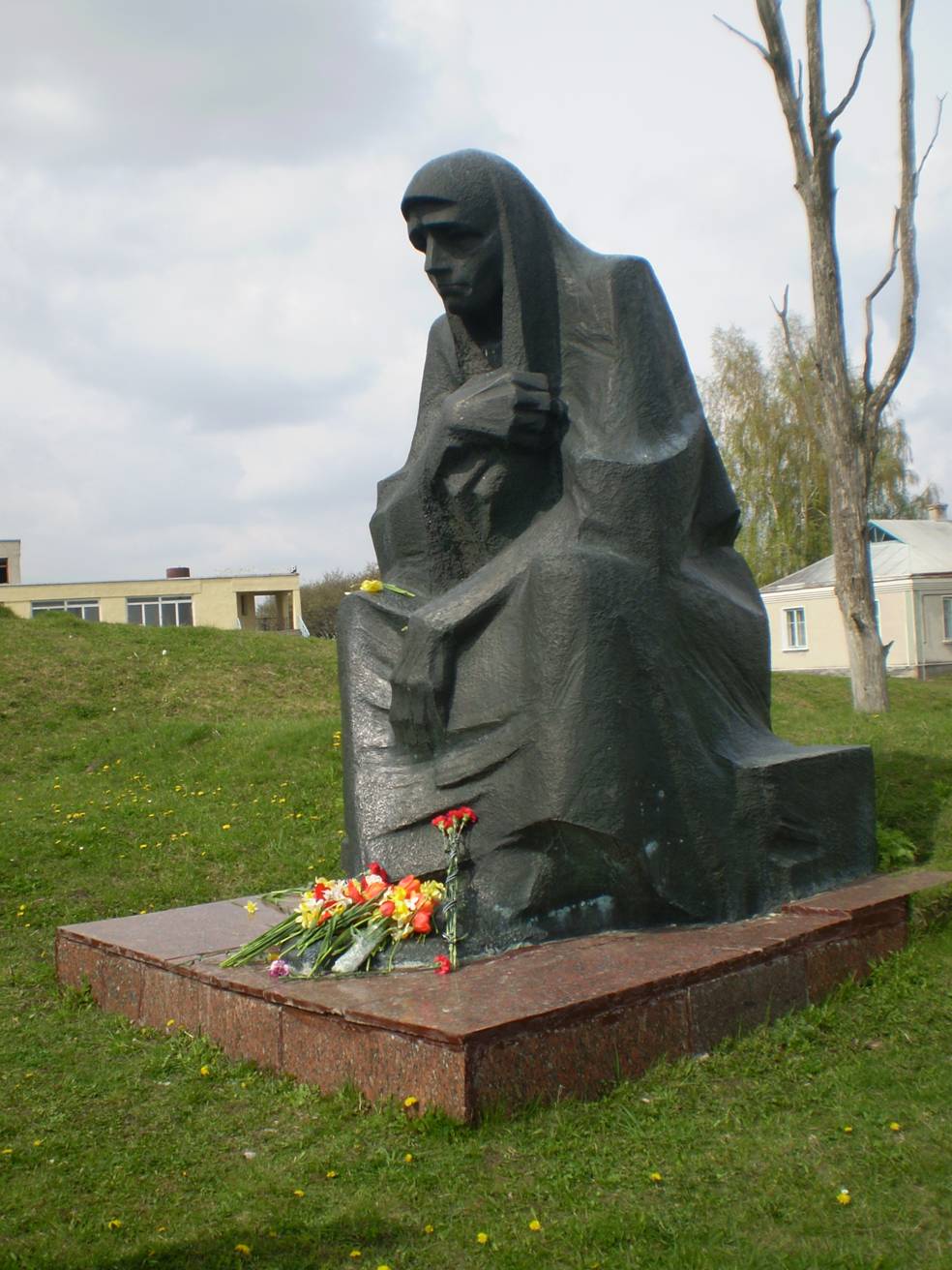 Пам’ятник «Скорботна мати»